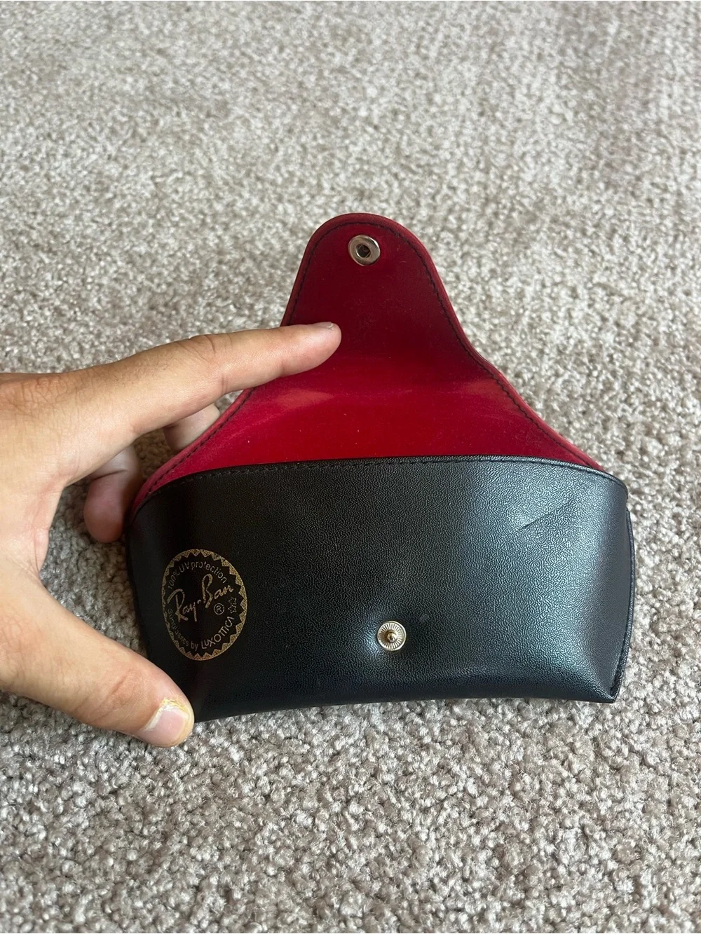VTG 80’s Ray-Bans Sunglasses Black Soft Case